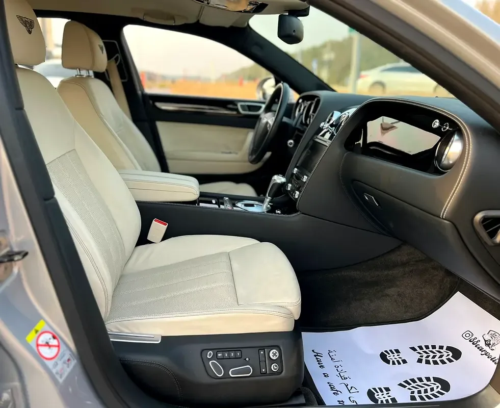 Bentley Flying Spur 6.0 AT AWD (635 hp) - 17
