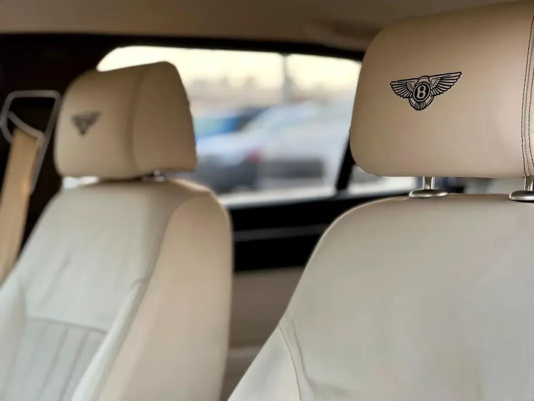 Bentley Flying Spur 6.0 AT AWD (635 hp) - 15