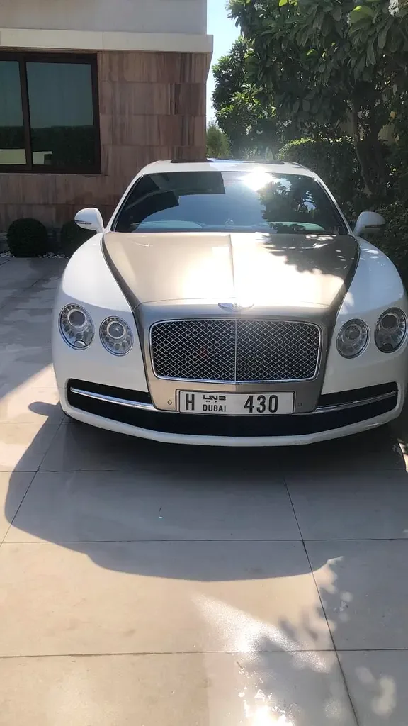Bentley Flying Spur 6.0 W12 AWD AT (625 hp)