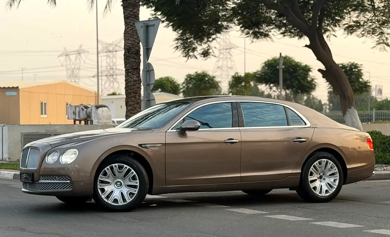 Bentley Flying Spur 6.0 W12 AWD AT (625 hp)
