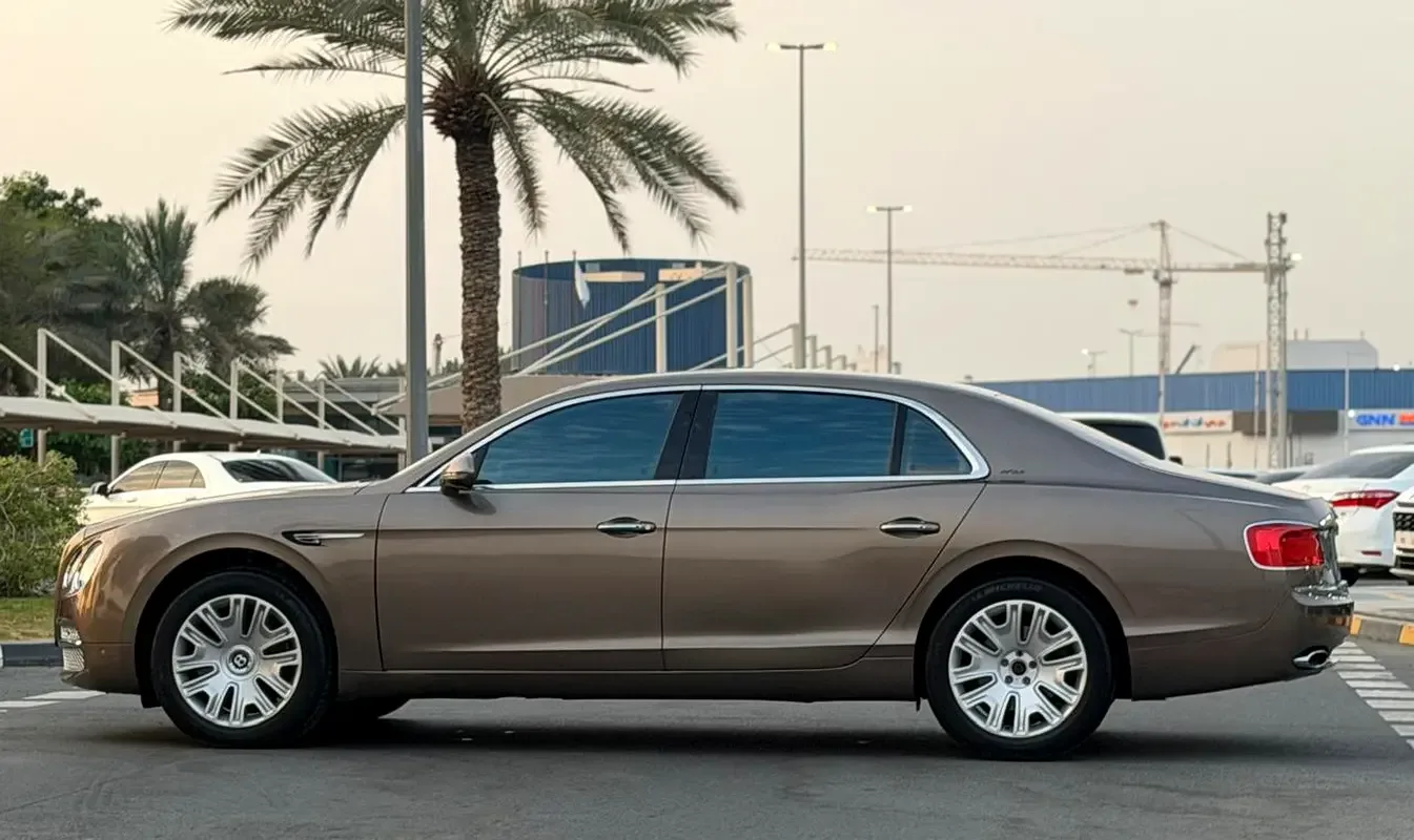 Bentley Flying Spur 6.0 W12 AWD AT (625 hp) - 4