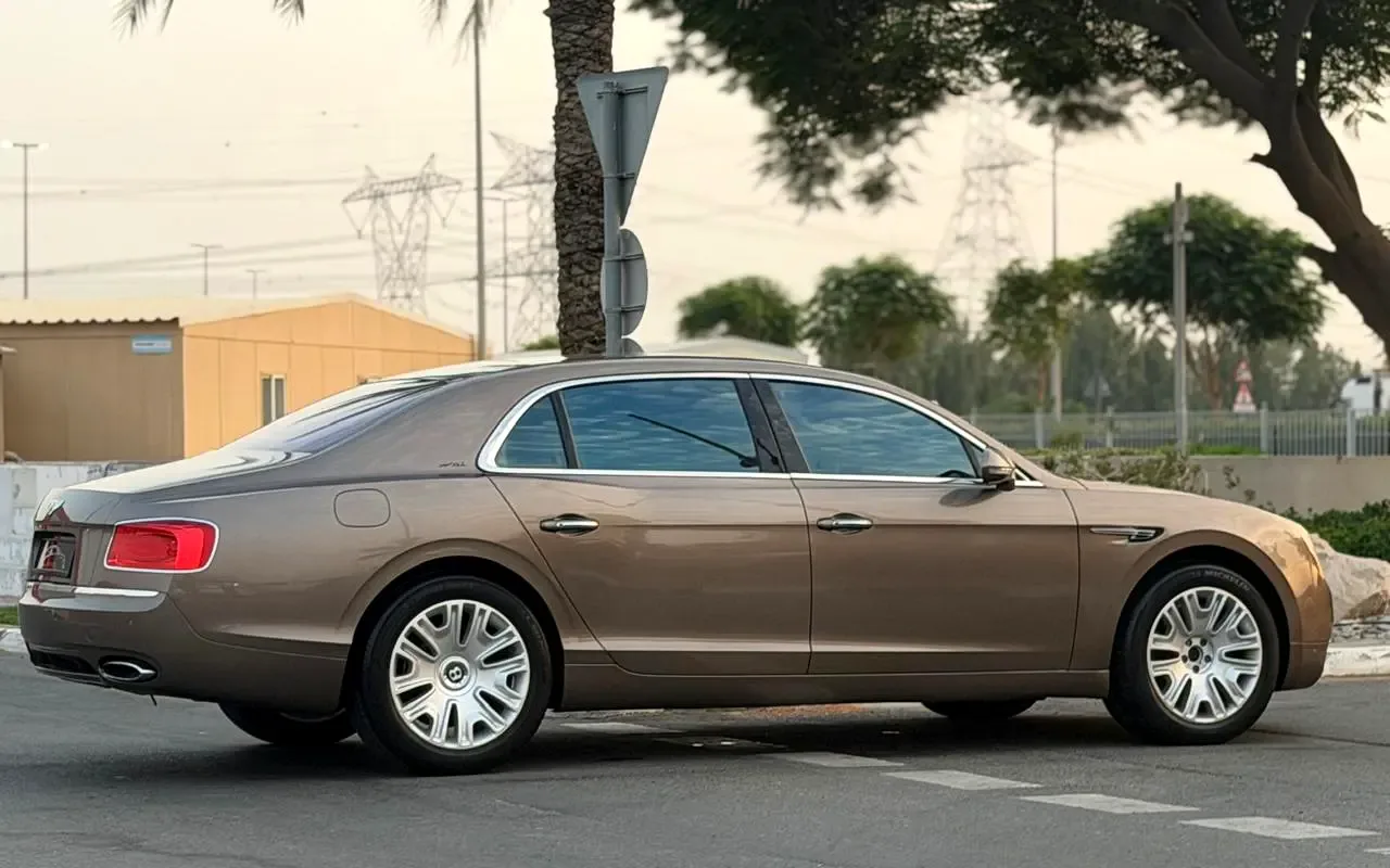 Bentley Flying Spur 6.0 W12 AWD AT (625 hp) - 5
