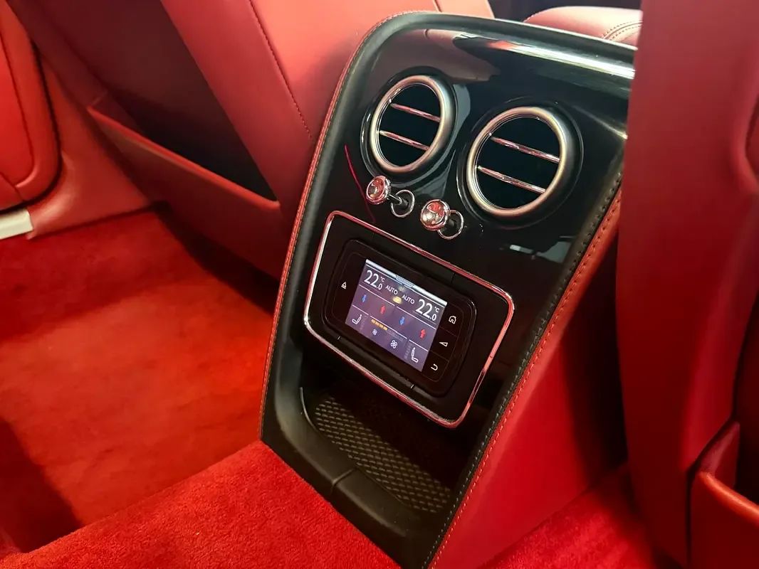 Bentley Flying Spur 6.0 W12 AWD AT (625 hp) - 18