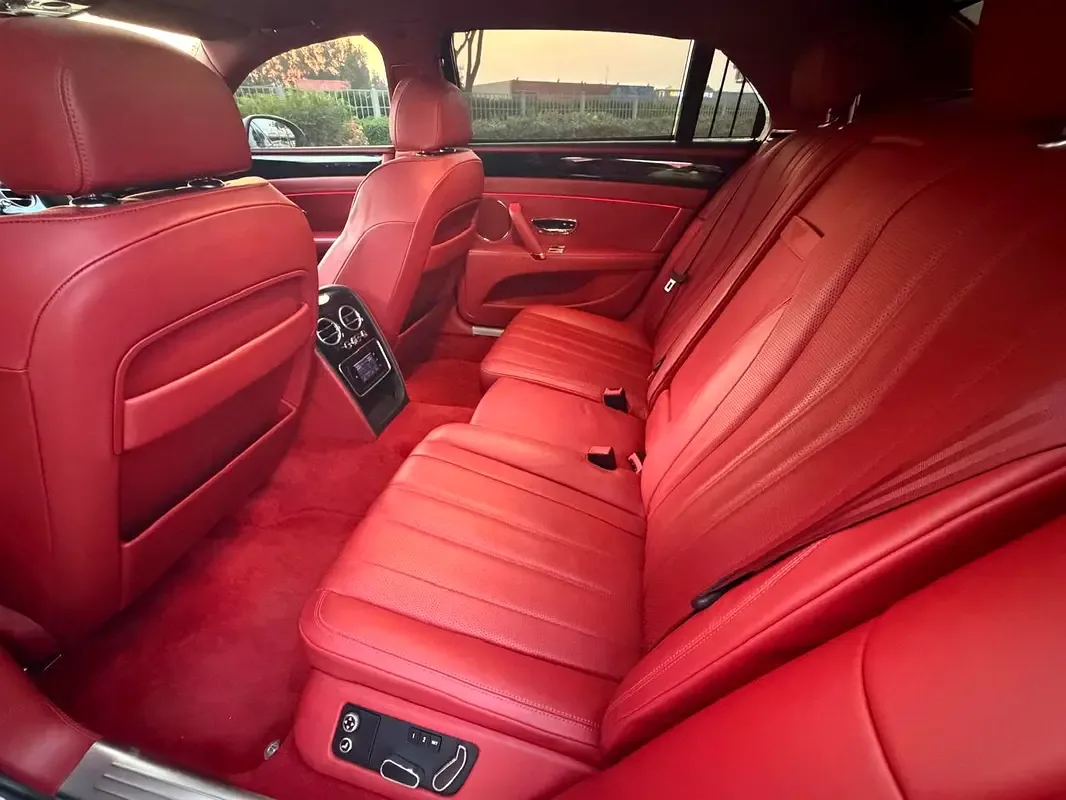Bentley Flying Spur 6.0 W12 AWD AT (625 hp) - 20