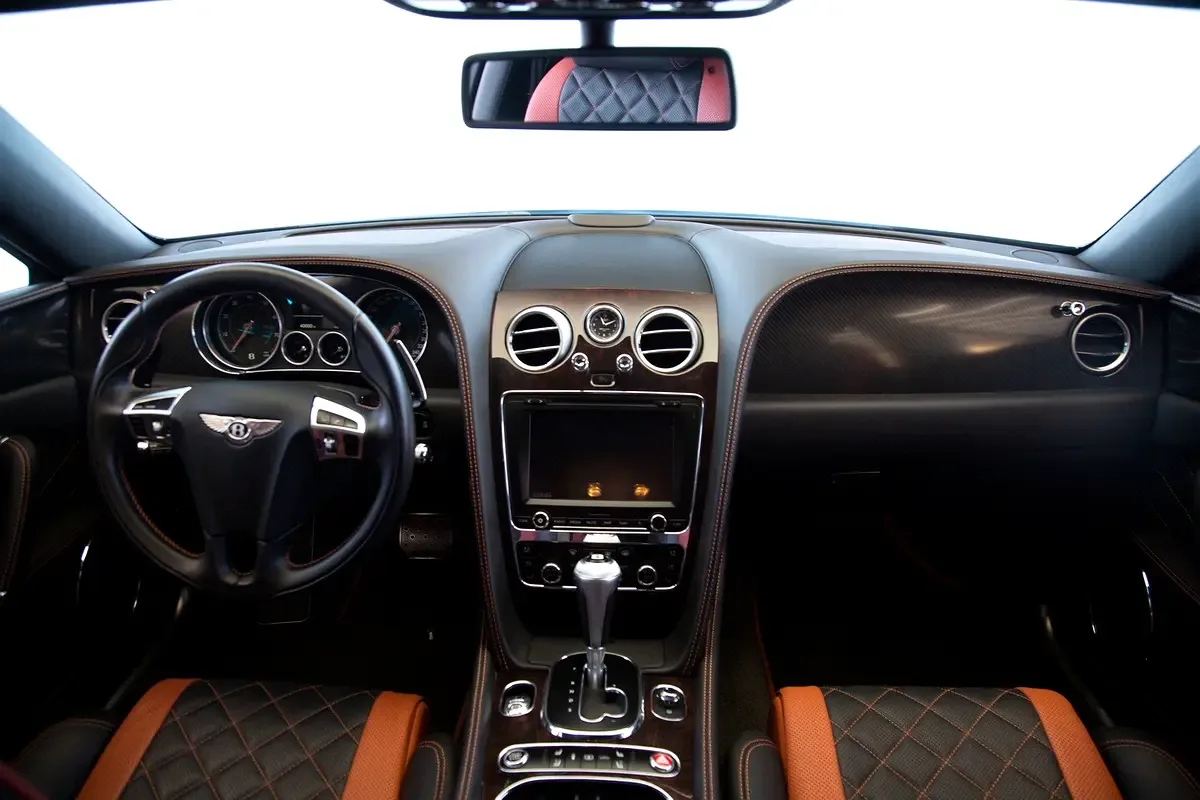 Bentley Flying Spur 6.0 W12 AWD AT (625 حصان) - 13