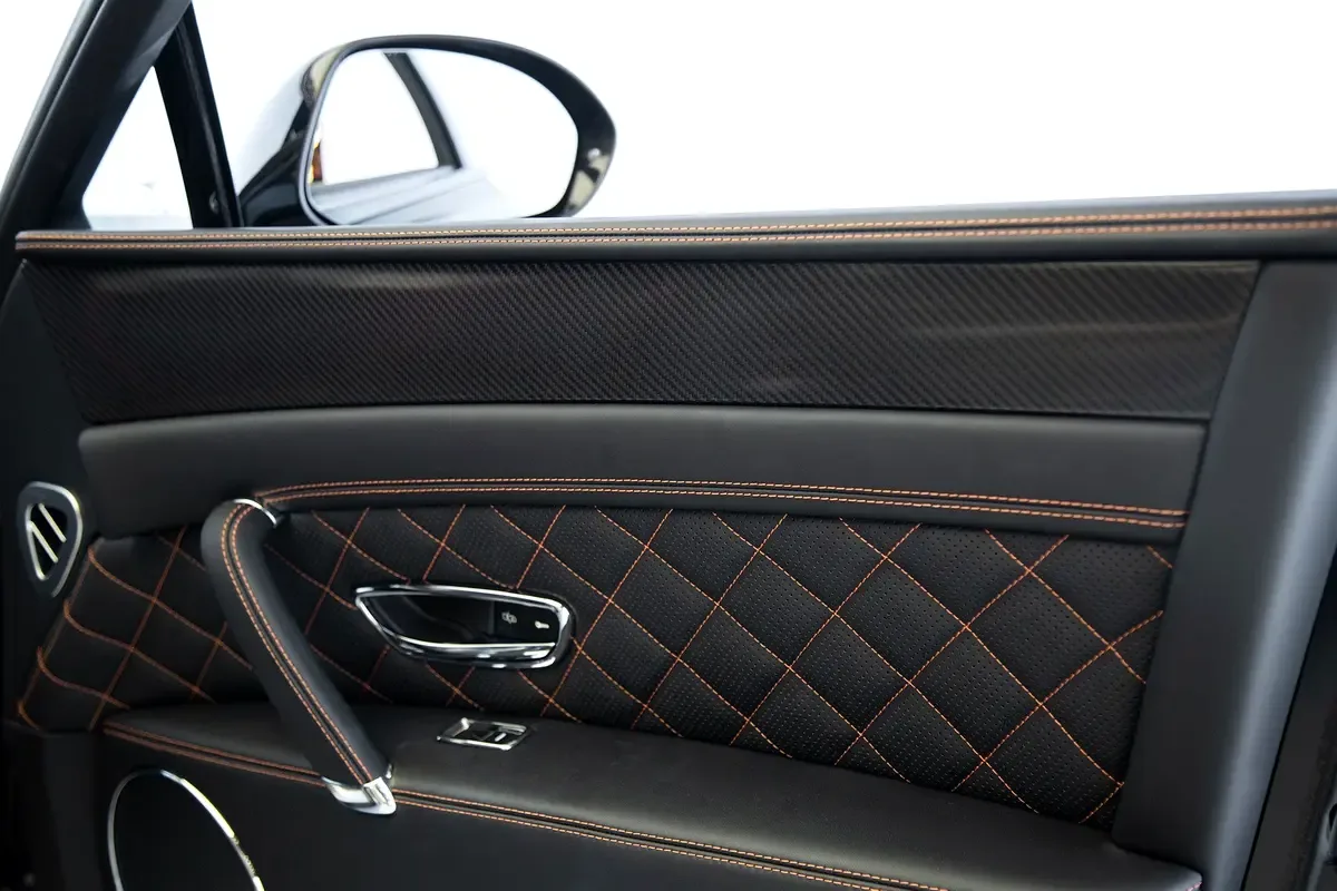 Bentley Flying Spur 6.0 W12 AWD AT (625 حصان) - 15