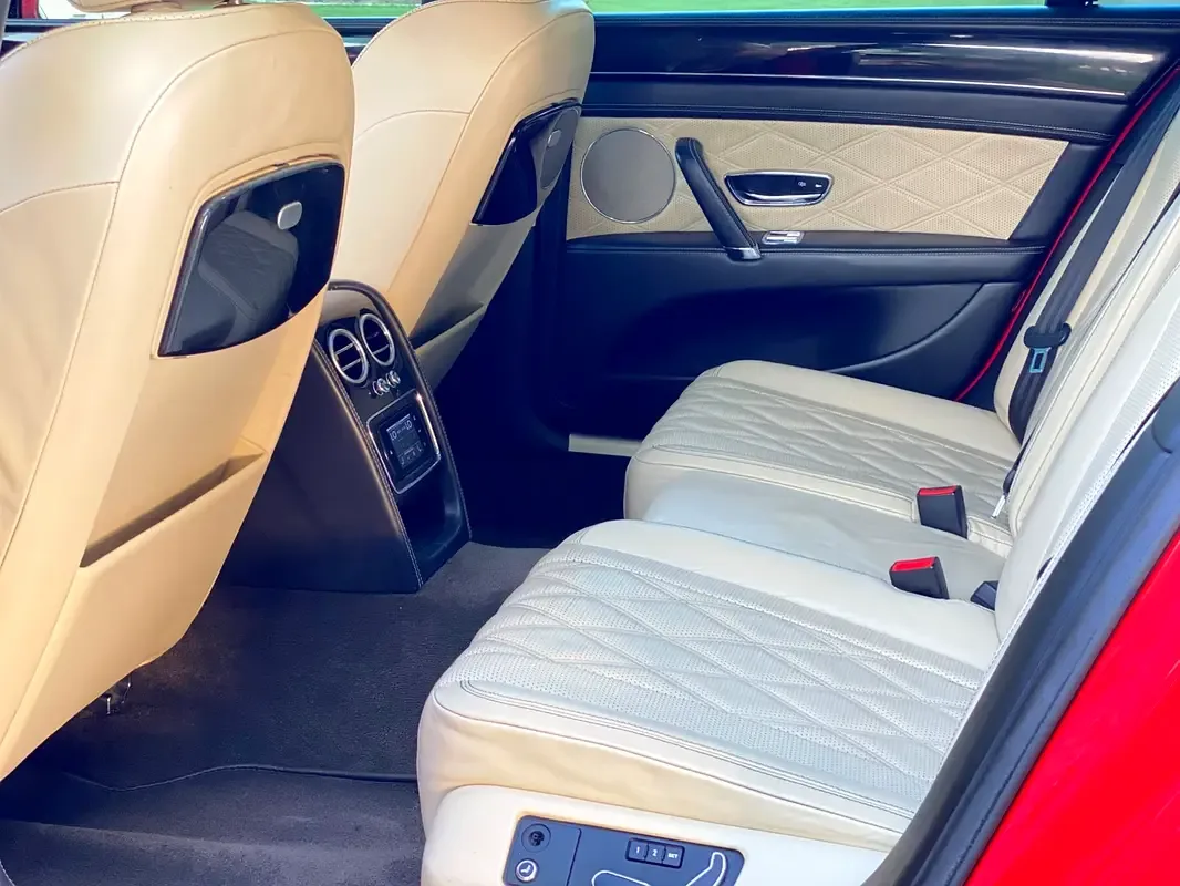 Bentley Flying Spur 6.0 W12 AWD AT (625 hp) - 16