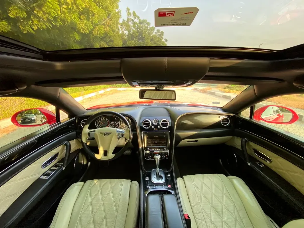 Bentley Flying Spur 6.0 W12 AWD AT (625 hp) - 17