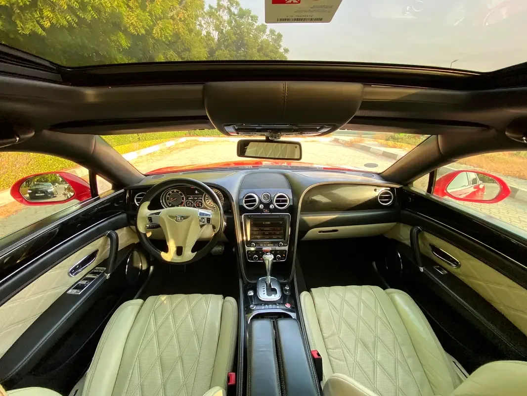 Bentley Flying Spur 6.0 W12 AWD AT (625 hp) - 19
