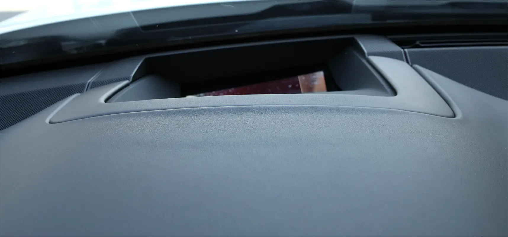 Bentley Flying Spur 6.0 W12 AWD AT (635 حصان) - 11