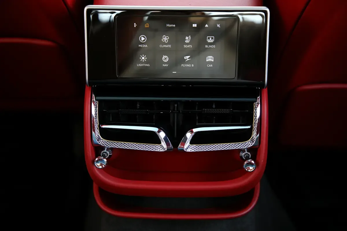 Bentley Flying Spur 6.0 W12 AWD AT (635 حصان) - 17