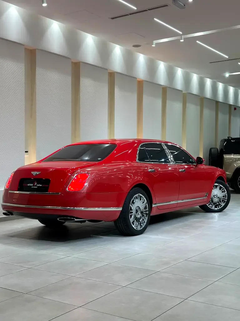 Bentley Mulsanne 6.75 AT (512 hp) - 6