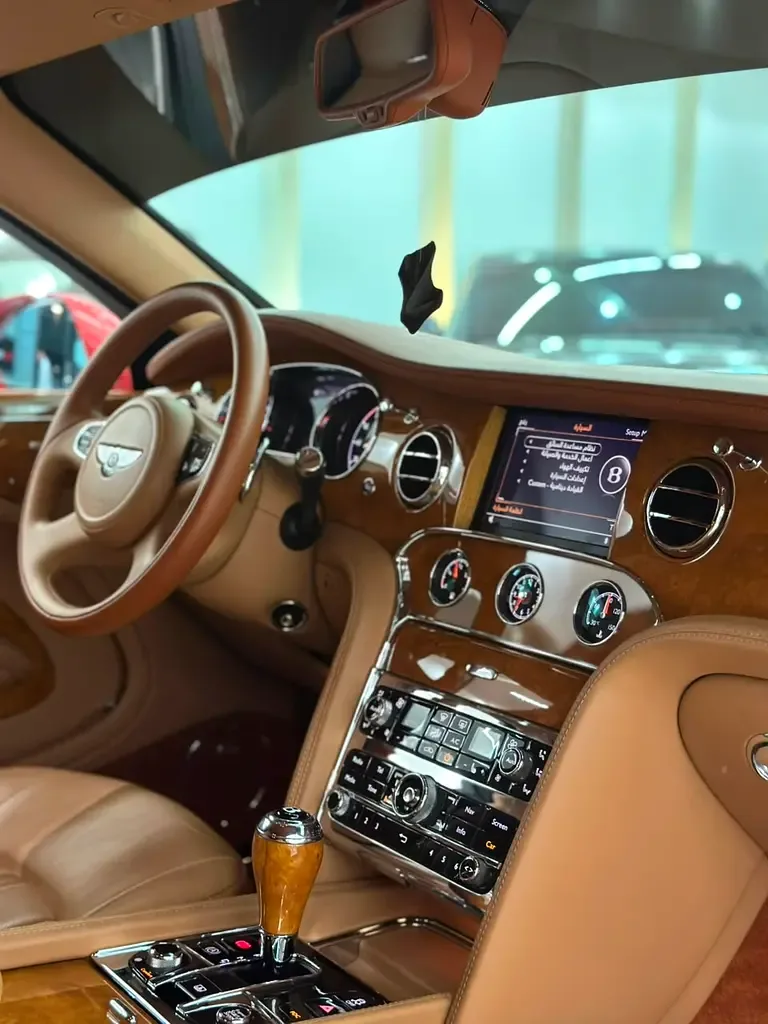Bentley Mulsanne 6.75 AT (512 hp) - 10