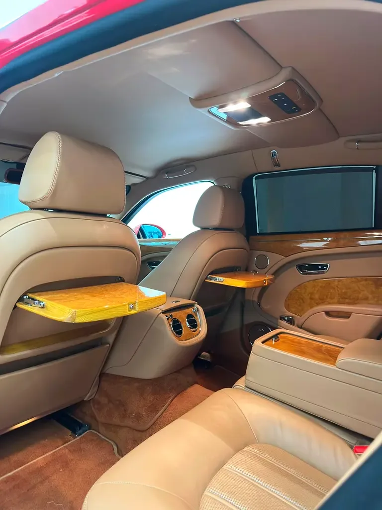 Bentley Mulsanne 6.75 AT (512 hp) - 17