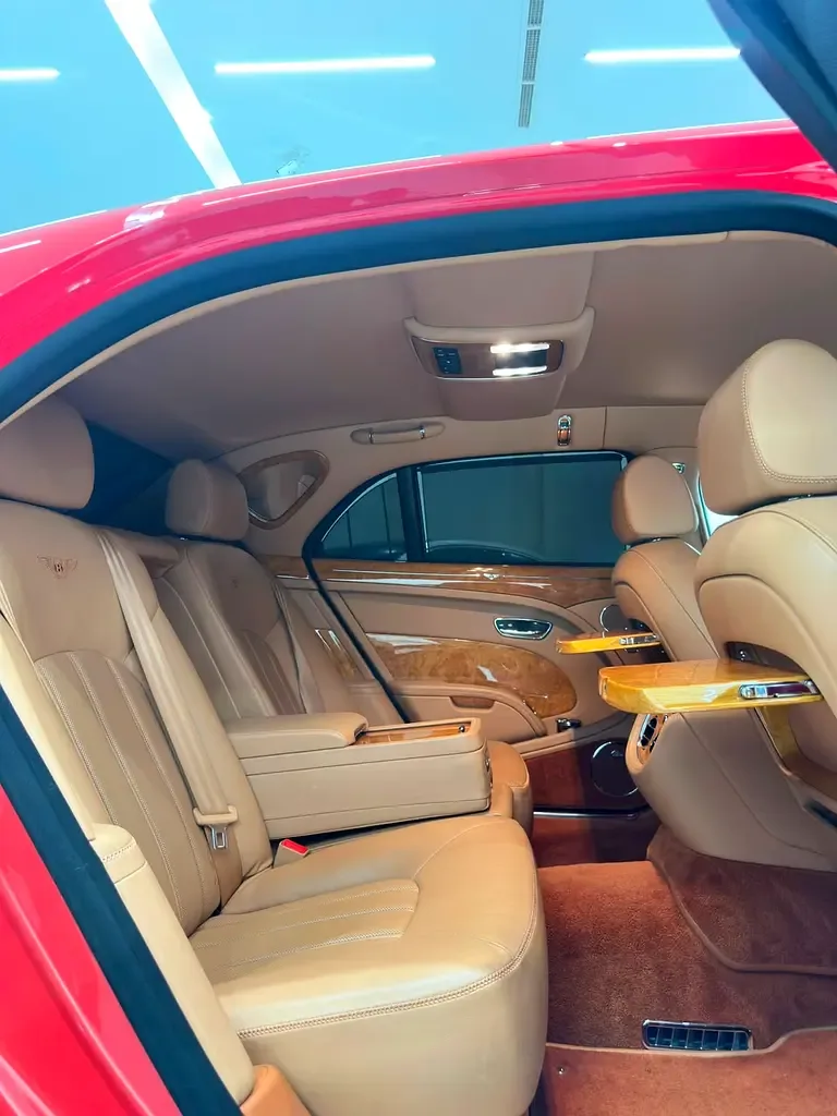 Bentley Mulsanne 6.75 AT (512 hp) - 16