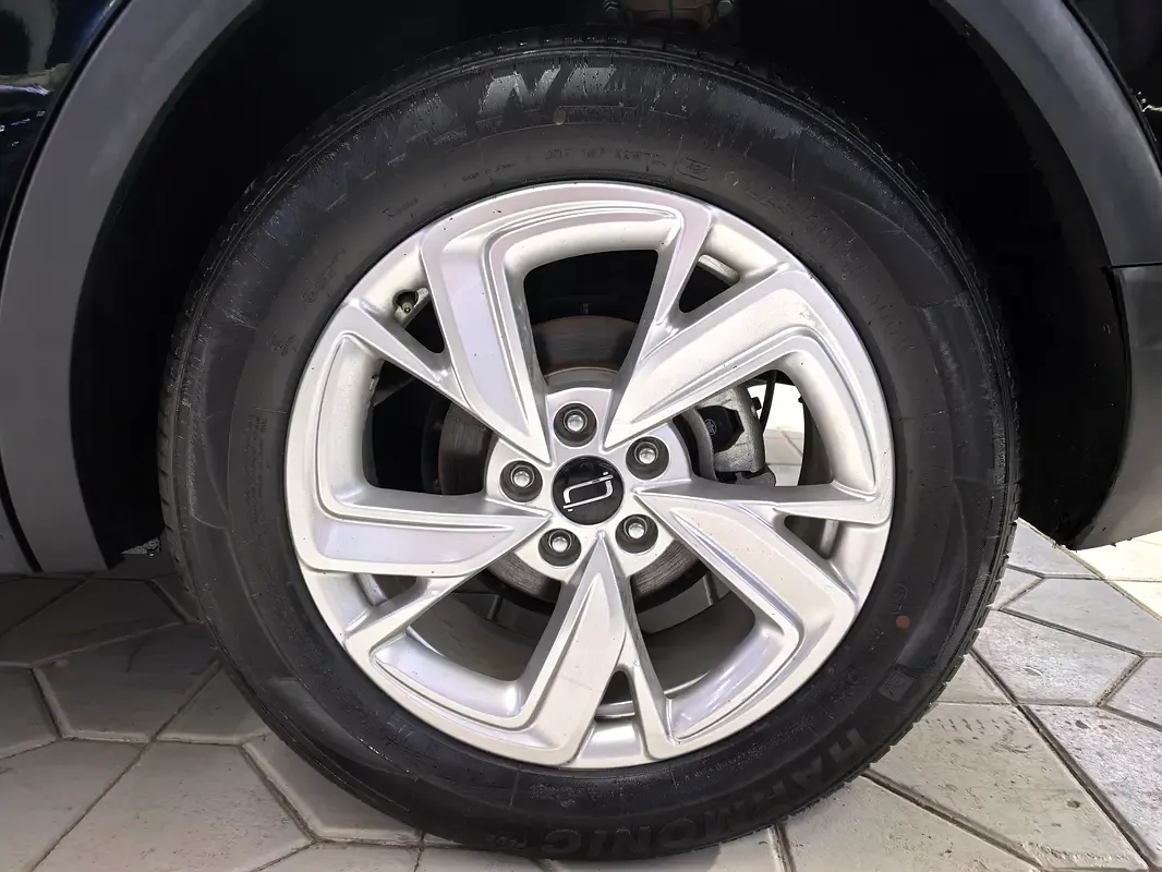 Bestune T90 2.0 AT (245 حصان) - 20