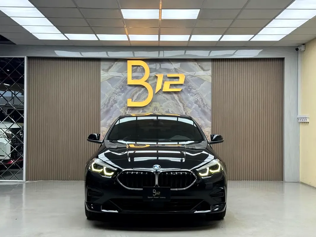 BMW 2 series 1.5 AMT (140 حصان) - 7