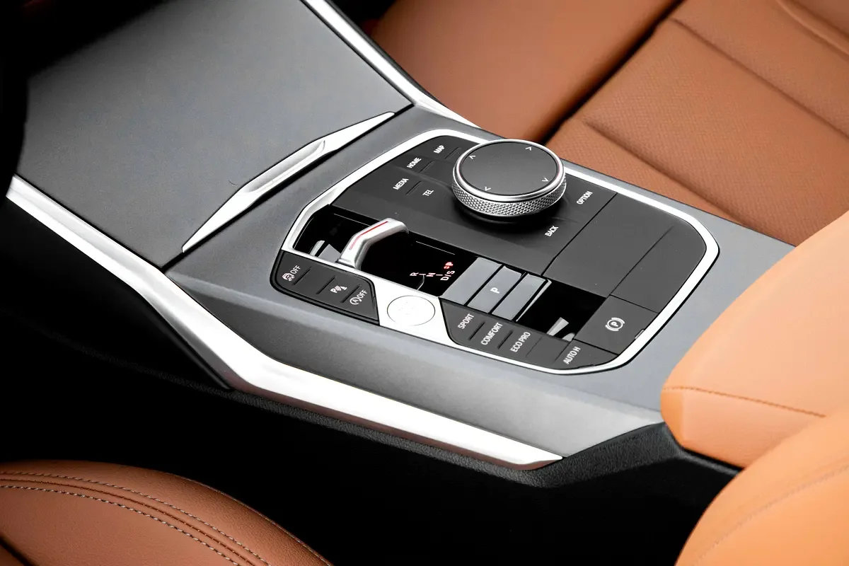 BMW 3 series 2.0 AT RWD (184 hp) - 10