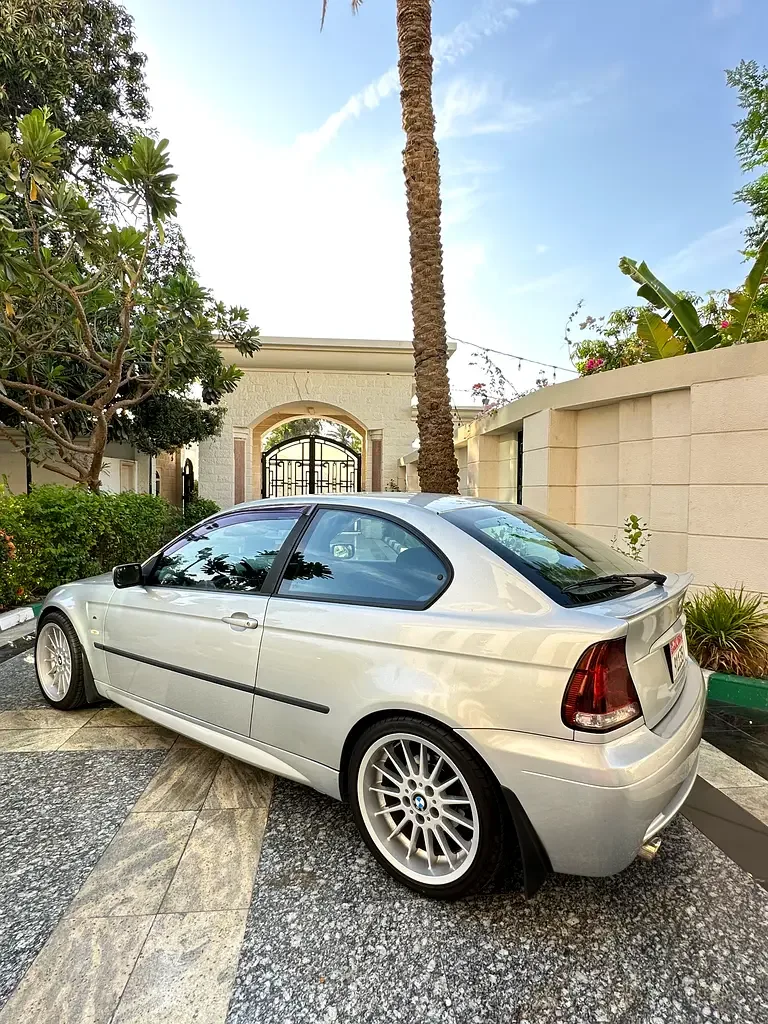 BMW 3 series 318i MT (143 hp)