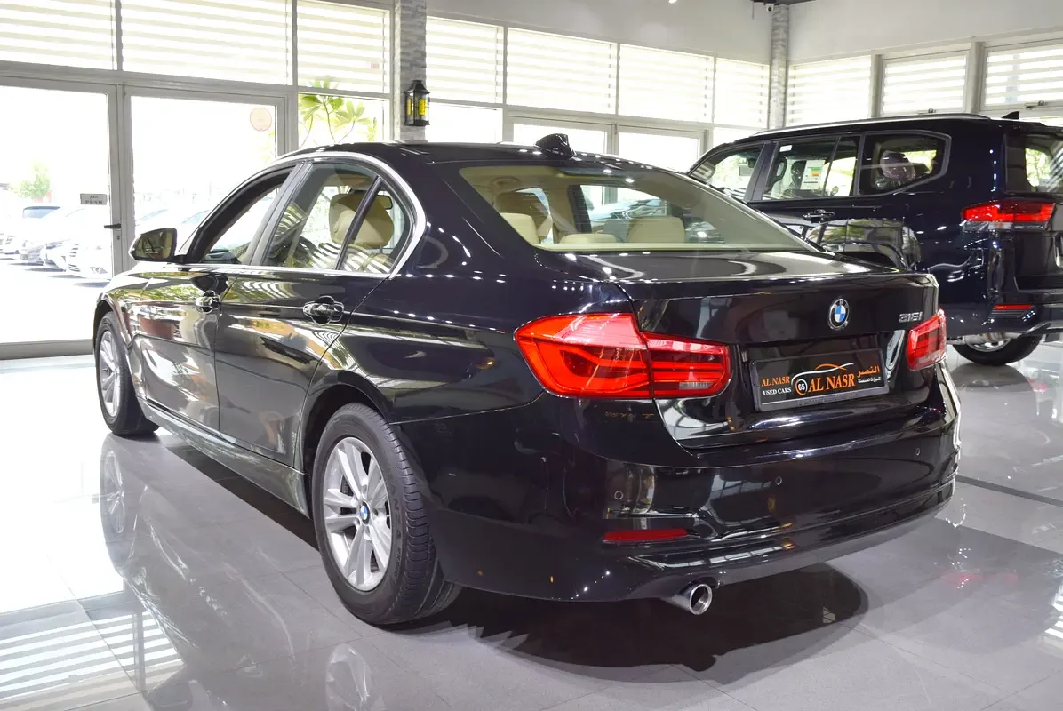 BMW 3 series 318i Steptronic (136 حصان) - 4