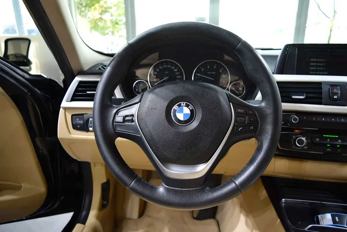 BMW 3 series 318i Steptronic (136 حصان) - 12