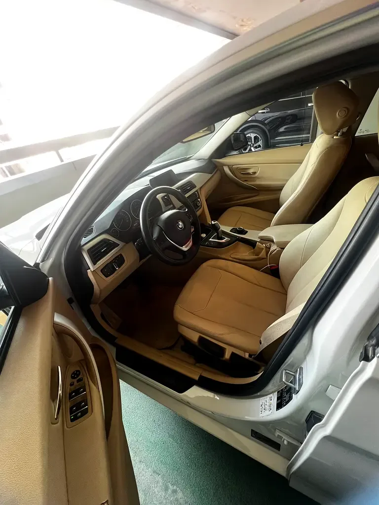 BMW 3 series 318i Steptronic (136 حصان) - 11