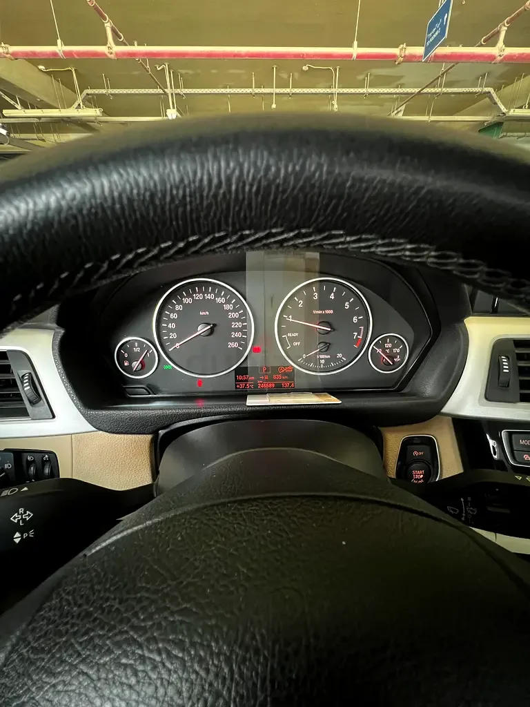 BMW 3 series 318i Steptronic (136 حصان) - 17