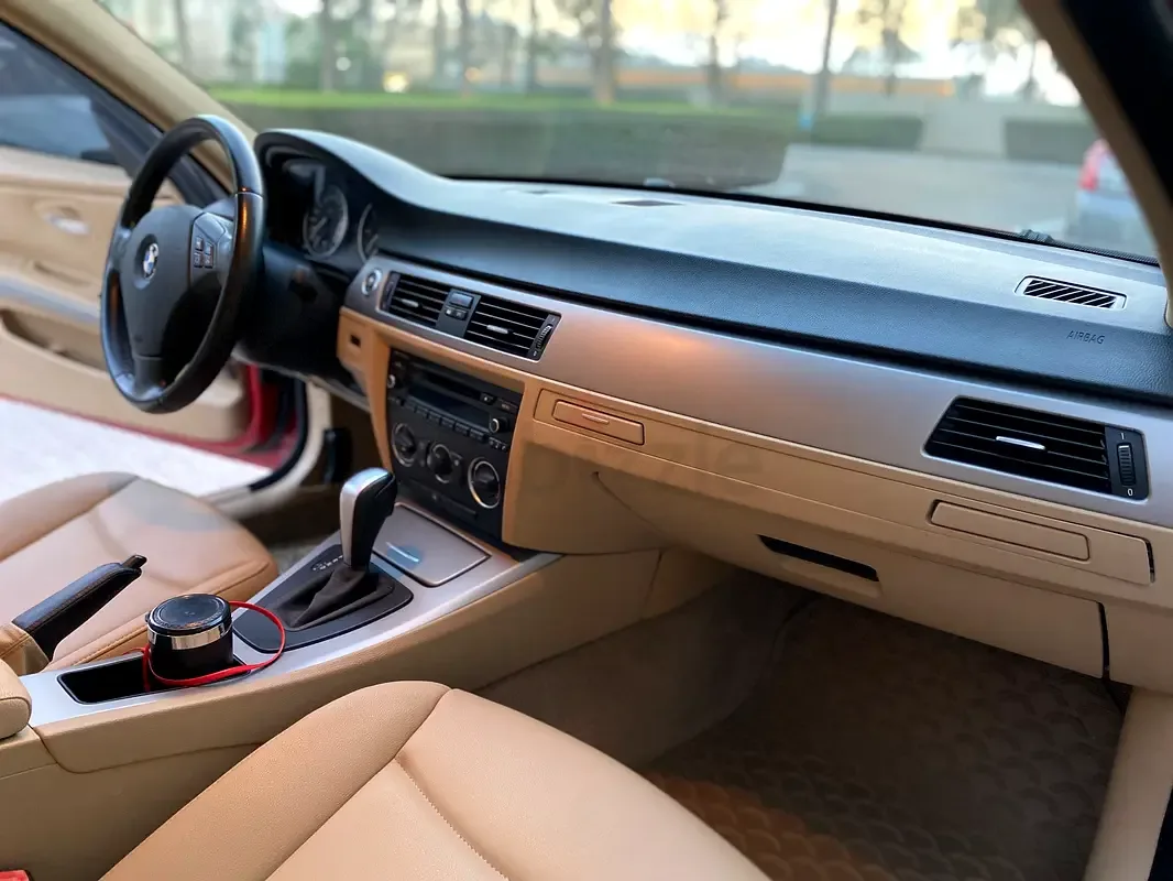 BMW 3 series 320i AT (156 حصان) - 8