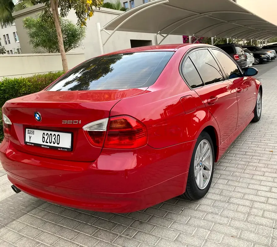 BMW 3 series 320i AT (156 حصان) - 15
