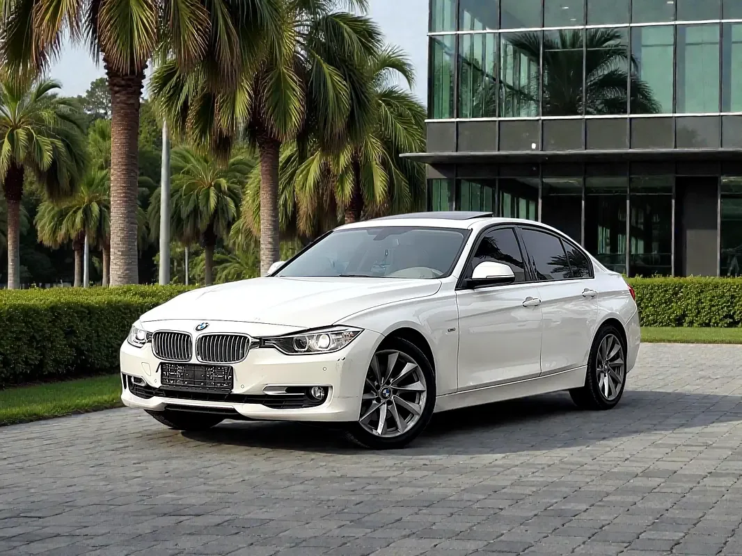 BMW 3 series 328i AT (245 hp)