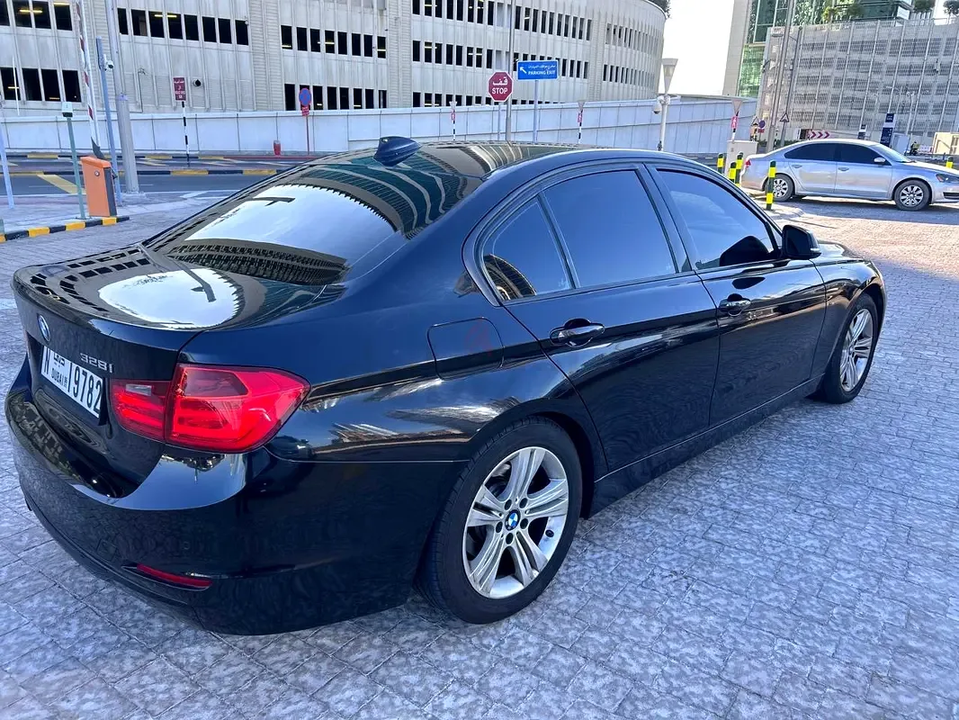BMW 3 series 328i AT (245 hp) - 5