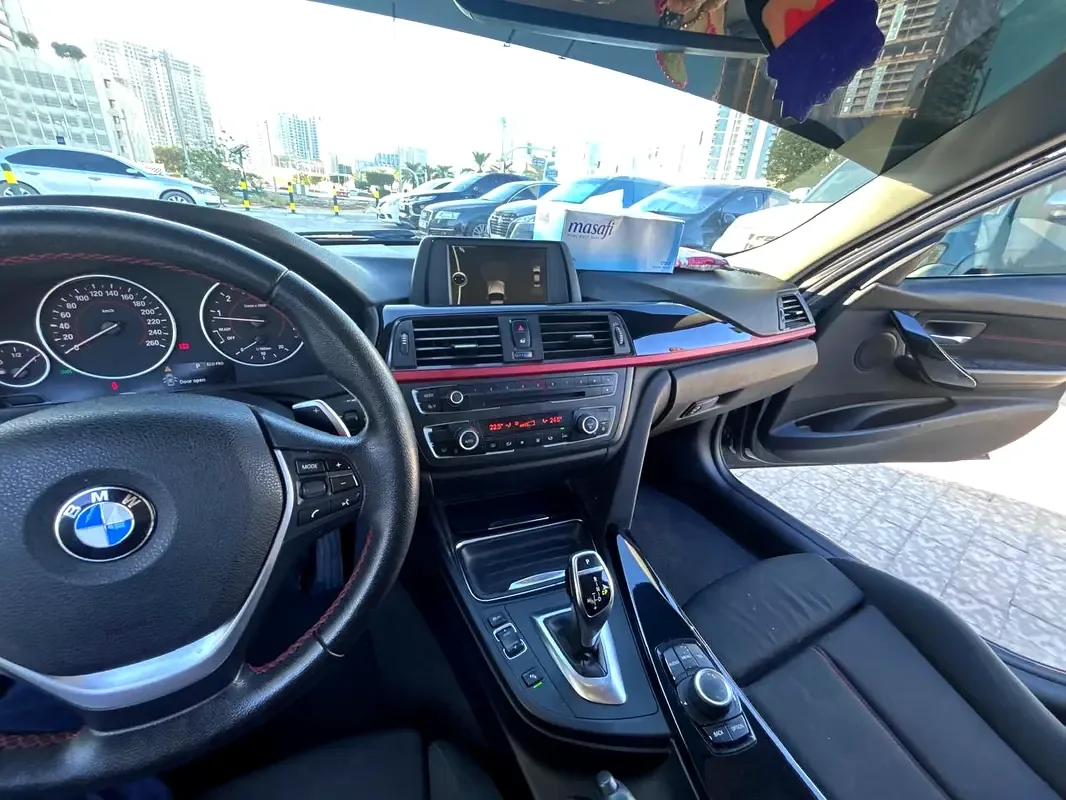 BMW 3 series 328i AT (245 hp) - 12