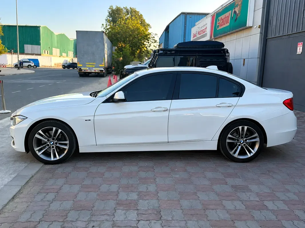 BMW 3 series 328i AT (245 hp) - 10
