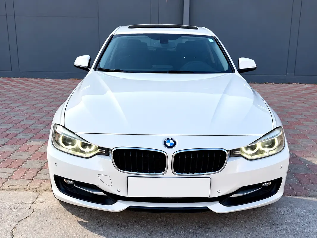 BMW 3 series 328i AT (245 حصان) - 2
