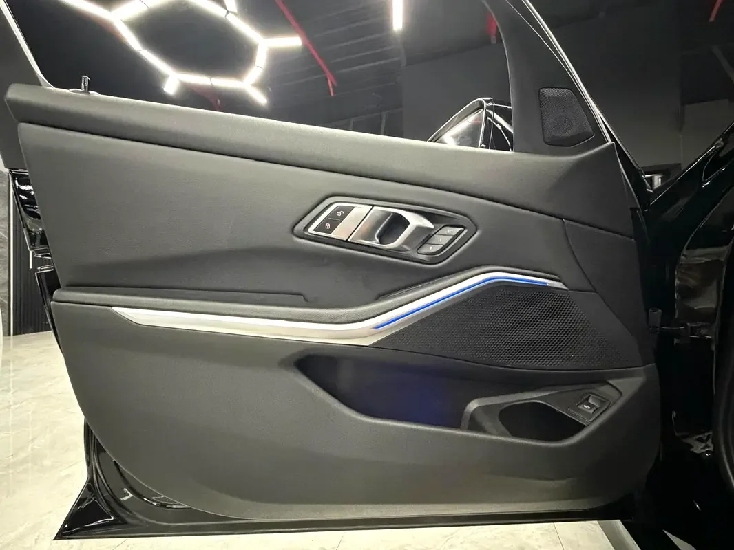 BMW 3 series 330i Steptronic (258 hp) - 17