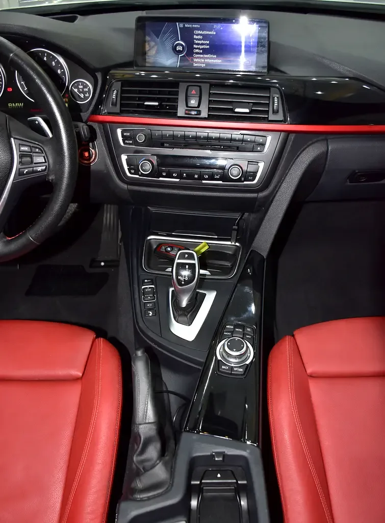 BMW 3 series 335i AT (306 hp) - 17