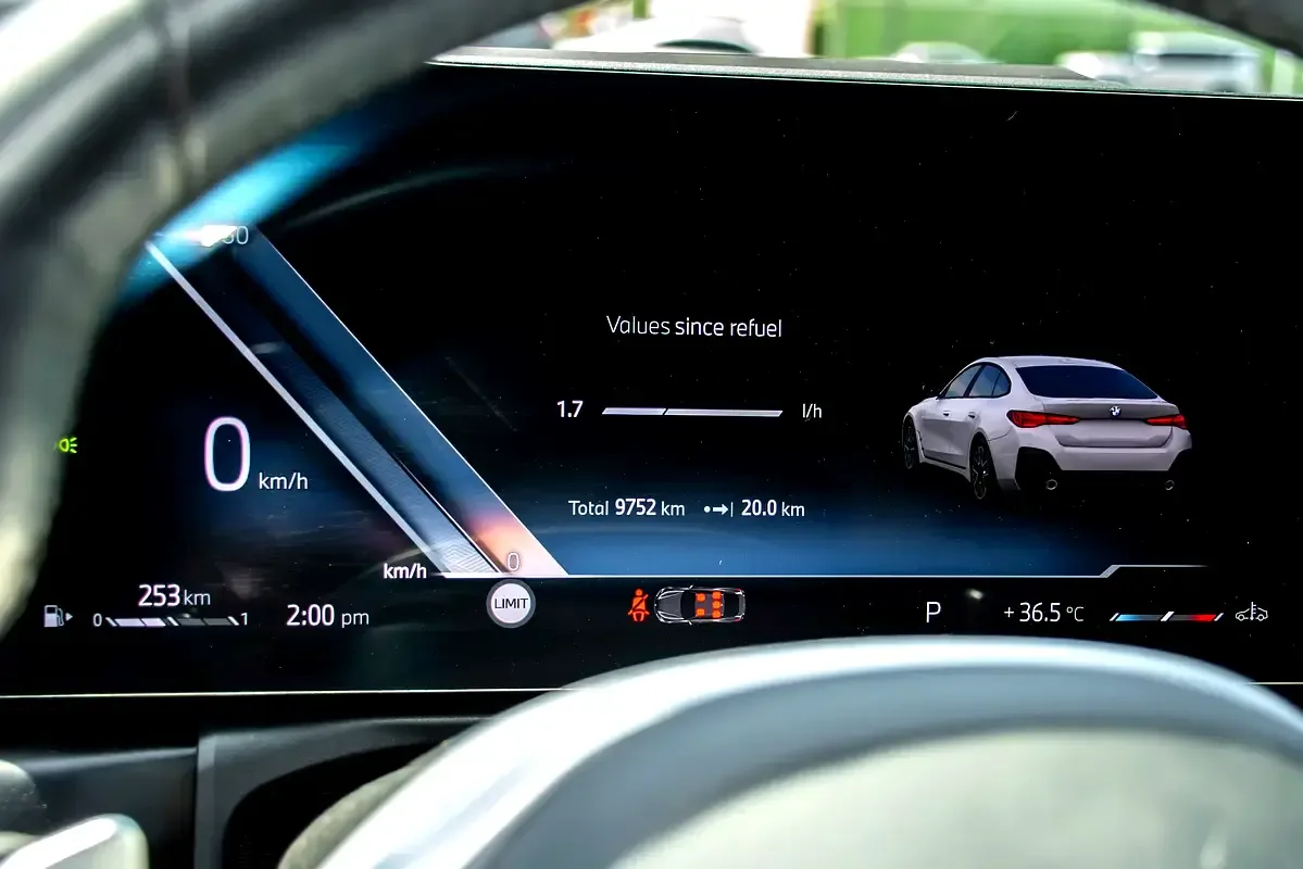 BMW 4 series 2.0 AMT (184 حصان) - 9