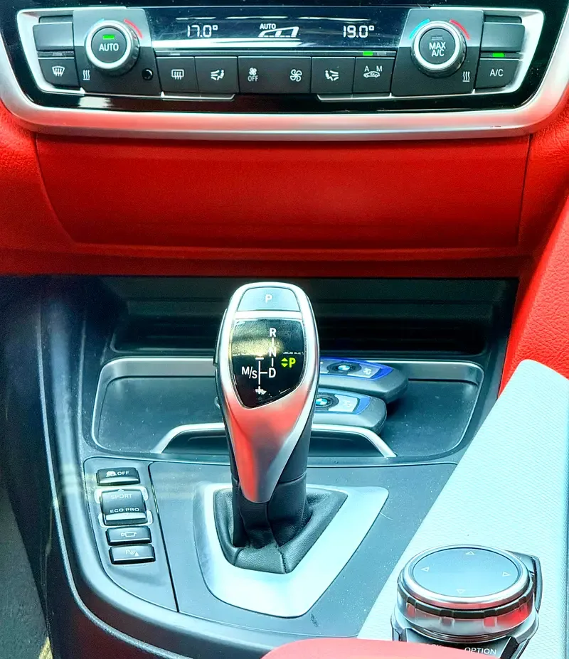 BMW 4 series 440i xDrive Steptronic (326 حصان) - 15