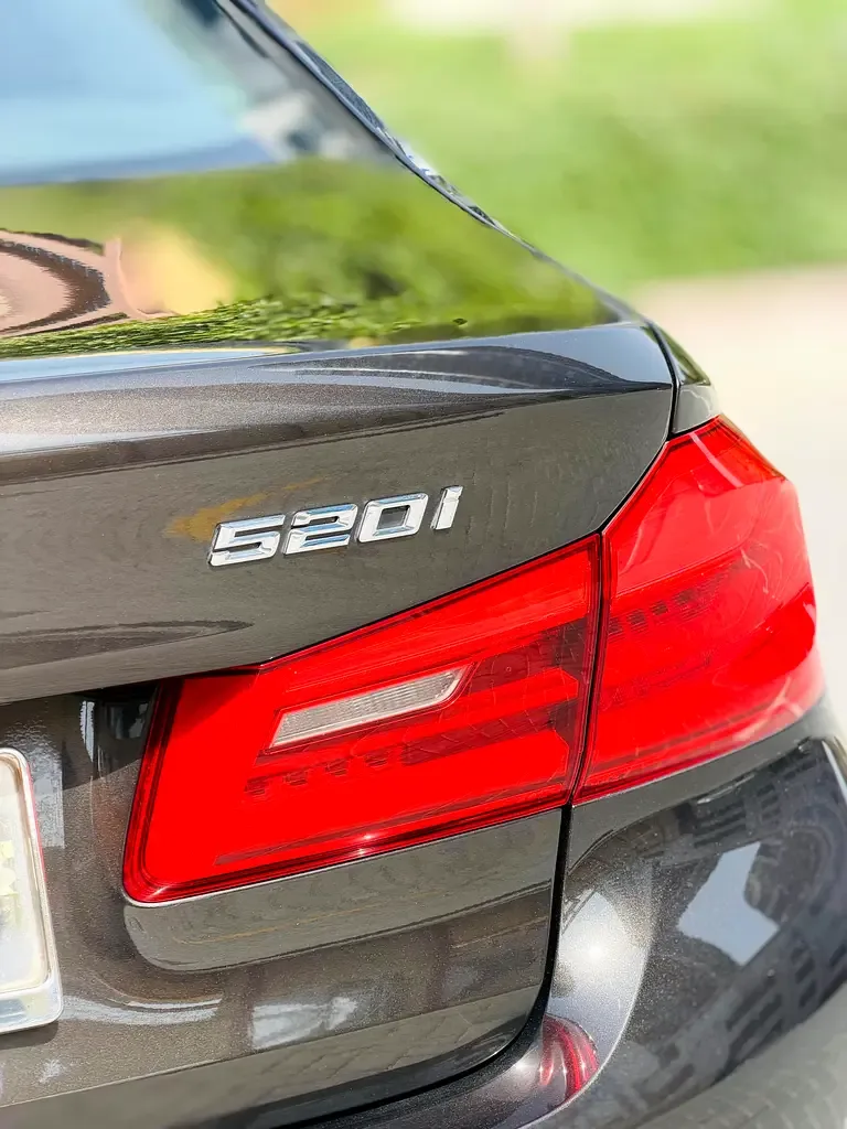 BMW 5 series 2.0 AT (184 حصان) - 9