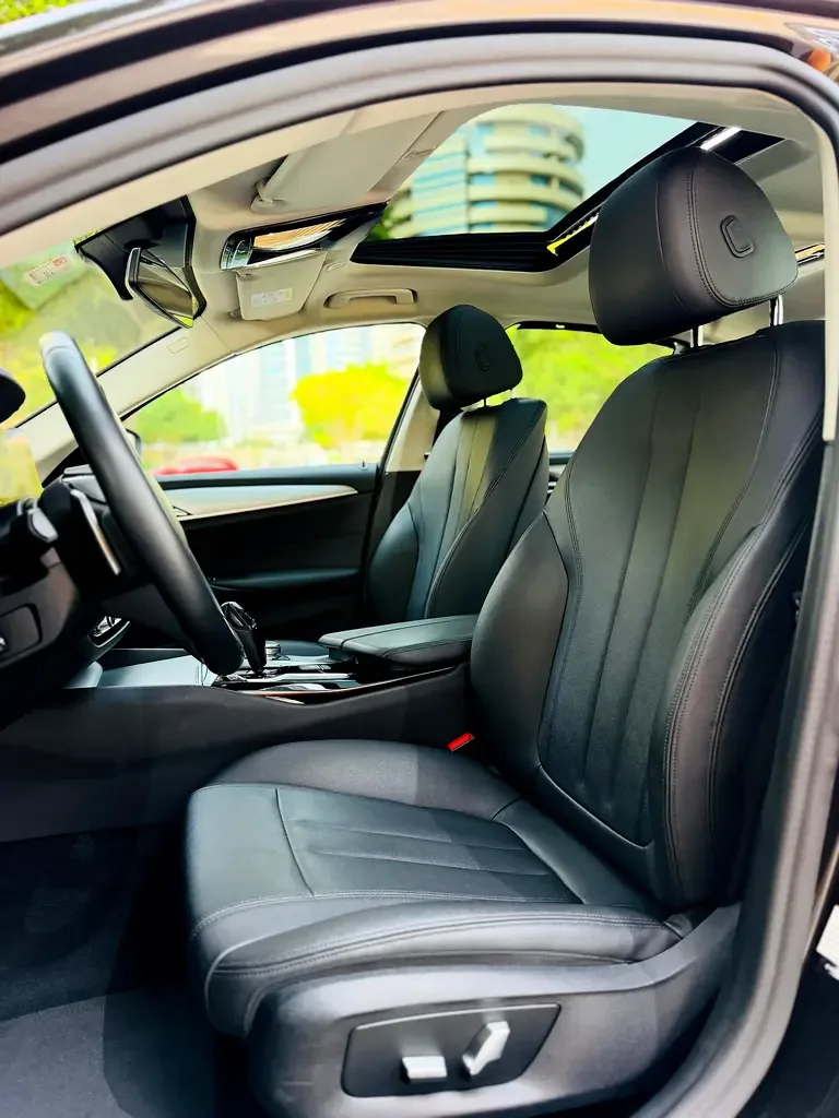 BMW 5 series 2.0 AT (184 حصان) - 11