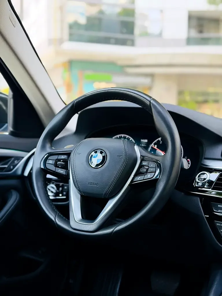 BMW 5 series 2.0 AT (184 حصان) - 15