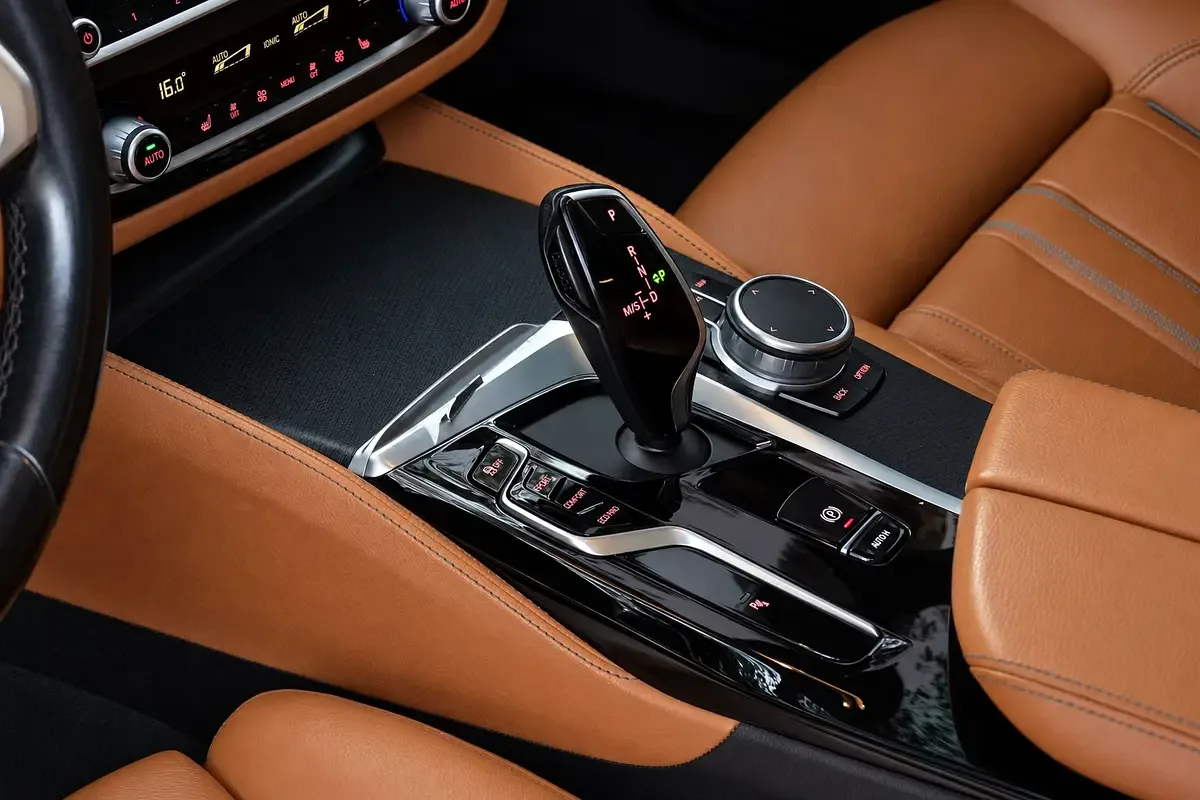 BMW 5 series 2.0 AT (184 hp) - 15