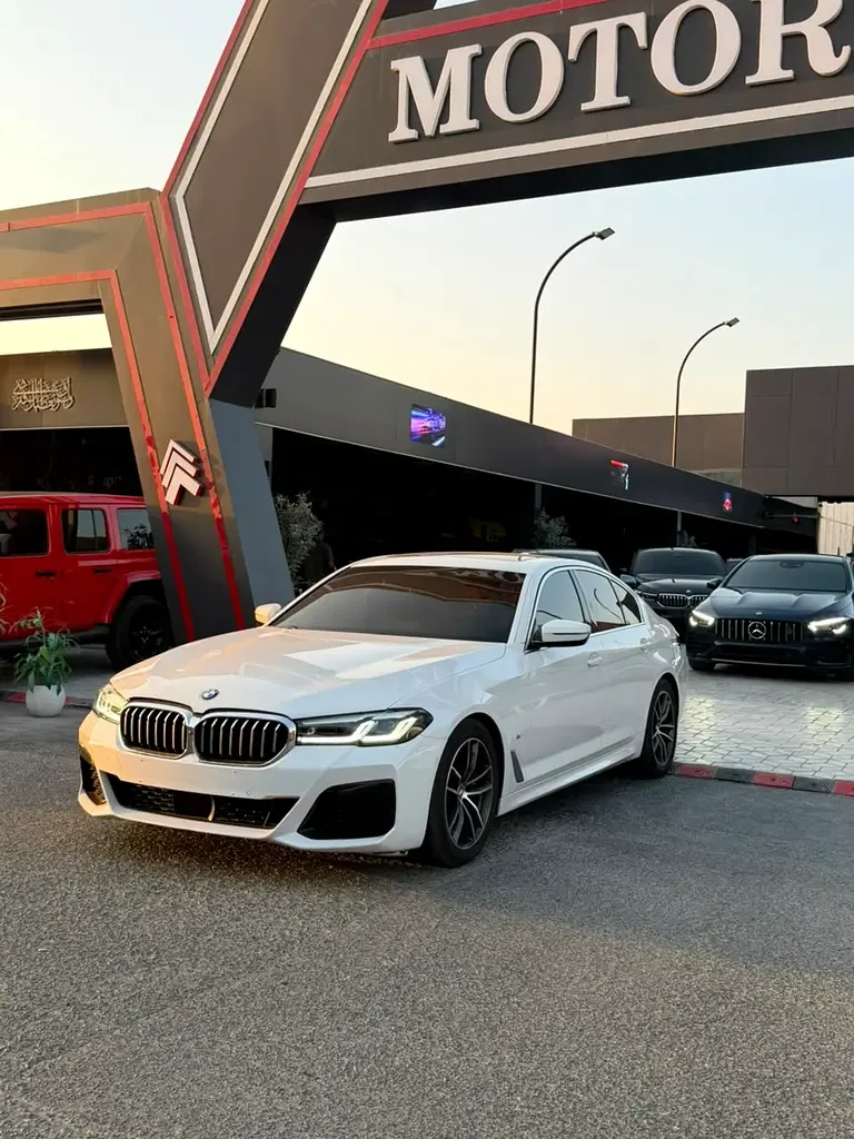 BMW 5 series 2.0 AT (184 حصان) - 2