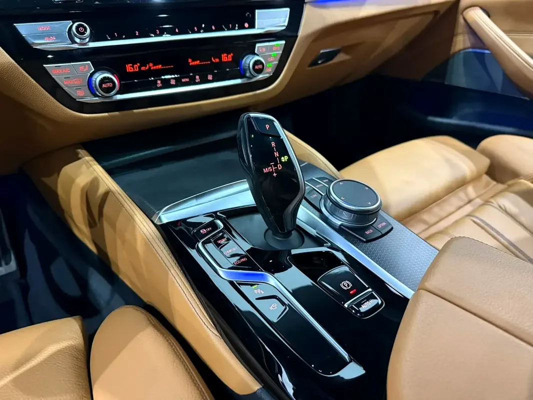 BMW 5 series 2.0 AT (252 hp) - 12