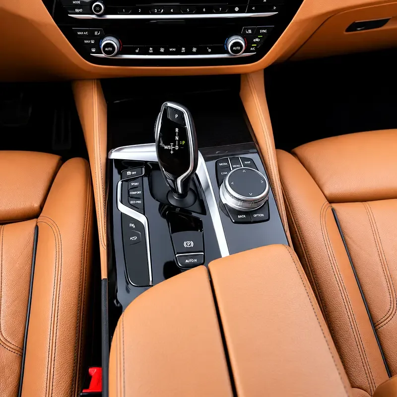 BMW 5 series 2.0 AT RWD (252 حصان) - 11