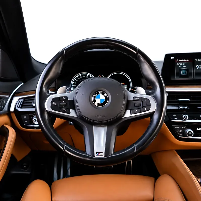 BMW 5 series 2.0 AT RWD (252 حصان) - 8