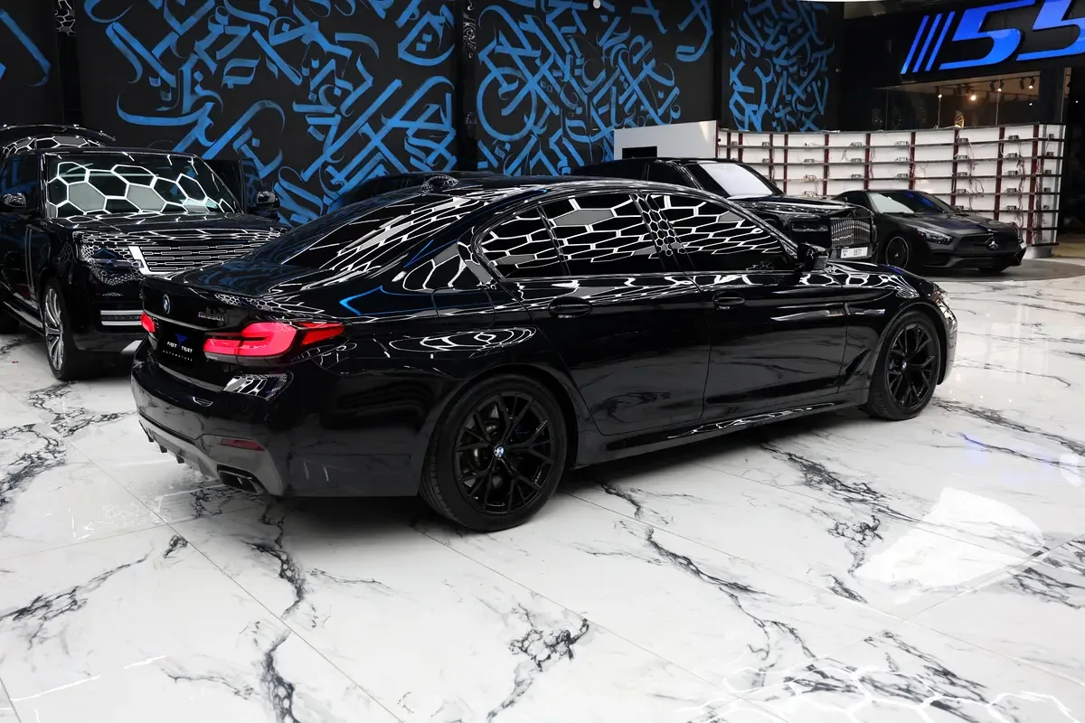 BMW 5 series 4.4 AT 4WD (530 حصان) - 7