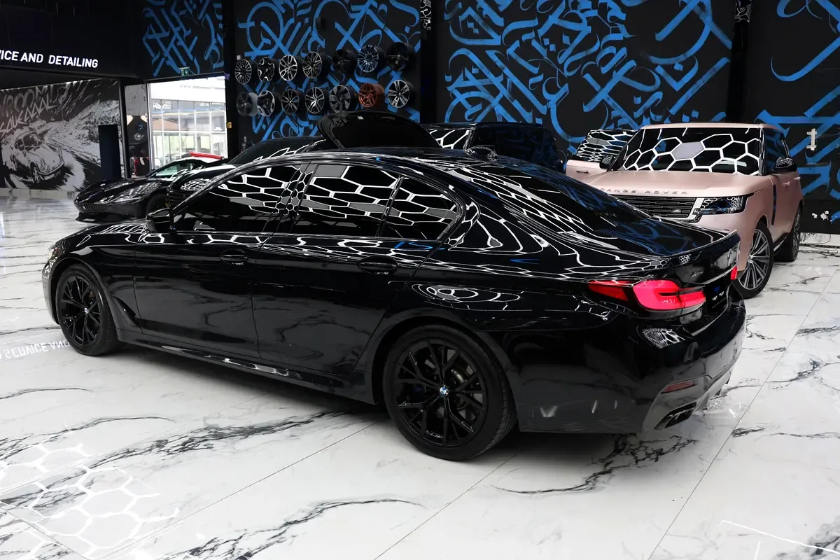 BMW 5 series 4.4 AT 4WD (530 حصان) - 8