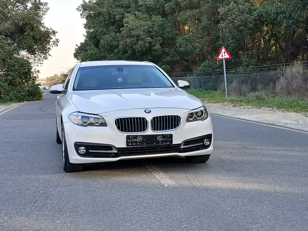 BMW 5 series 520i Steptronic (184 hp)