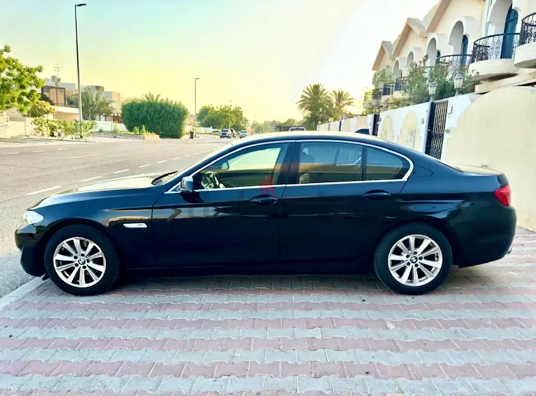 BMW 5 series 520i Steptronic (184 hp)